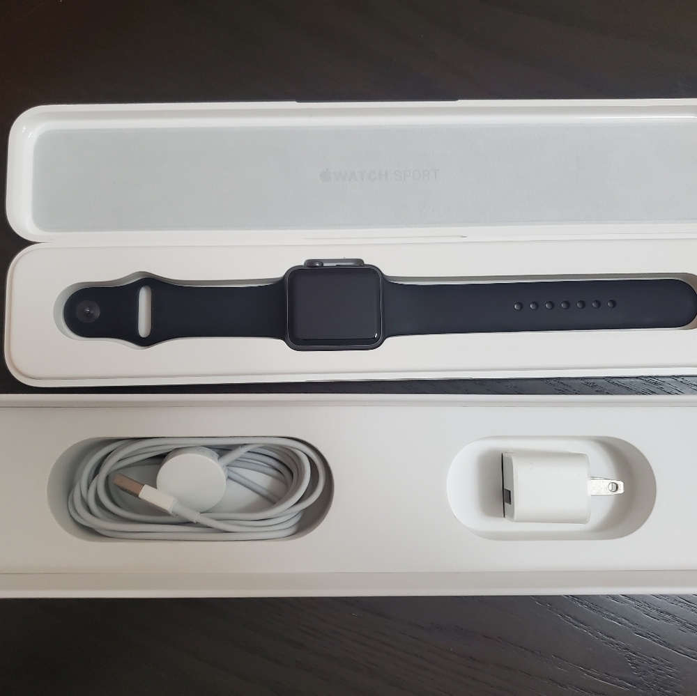 Apple Watch Sport 42mm space gray aluminum